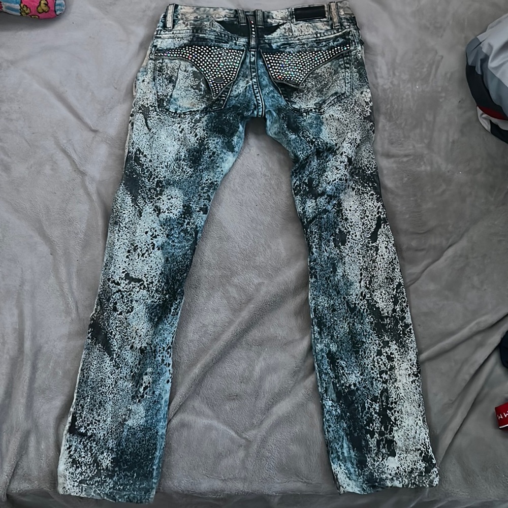Great condition Robin’s Jean, worn a couple of times. Sz S(30)